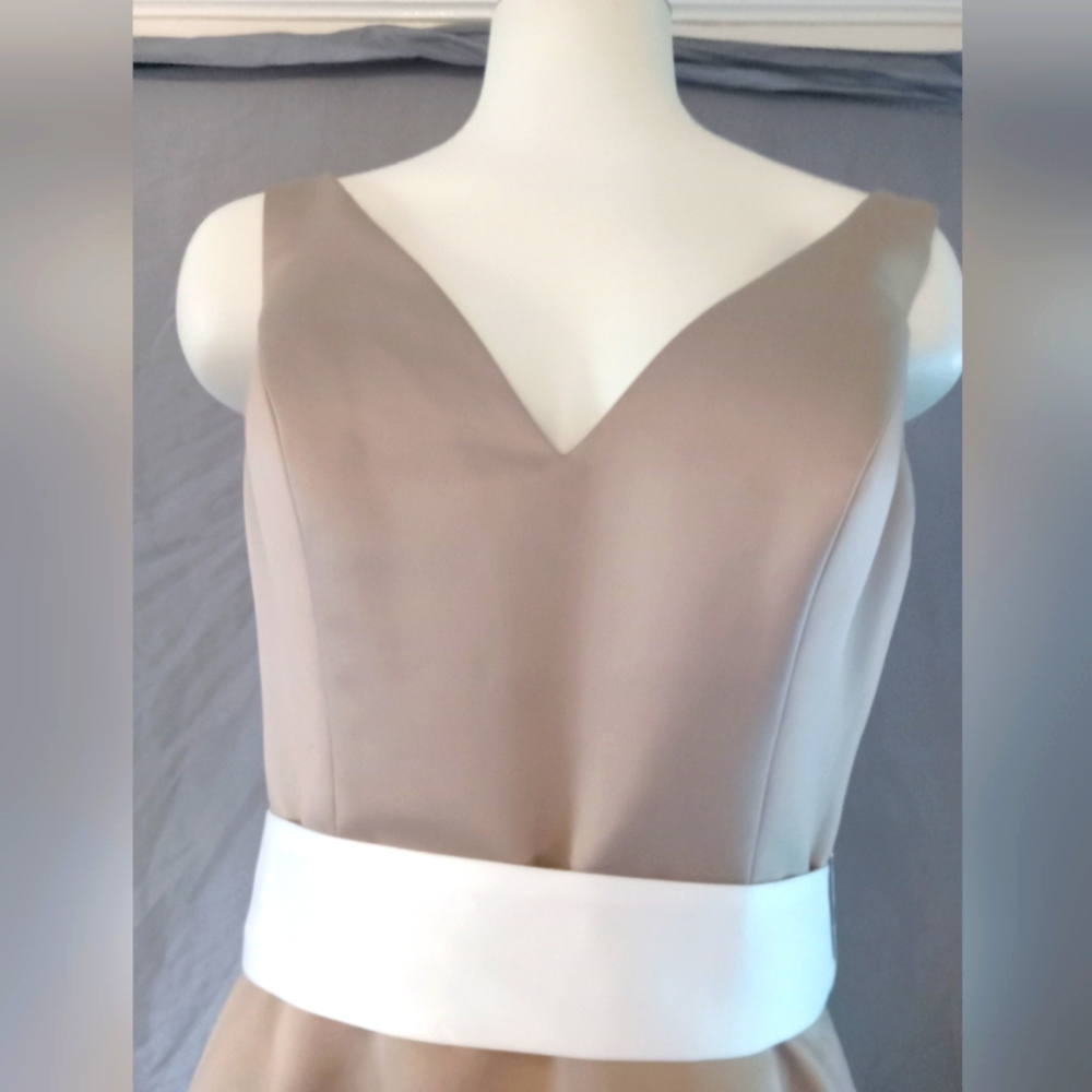 Mori Lee Mini Dress Toffee And Champagne Color With Shocking White Bow - Picture 2 of 9